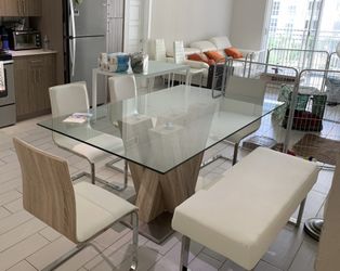 Mesa Comedor Con Sillas/ Dinning Table