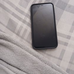 IPhone 11 en buen estado