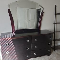 Ashley Pinella Dresser With Mirror And Nightstand