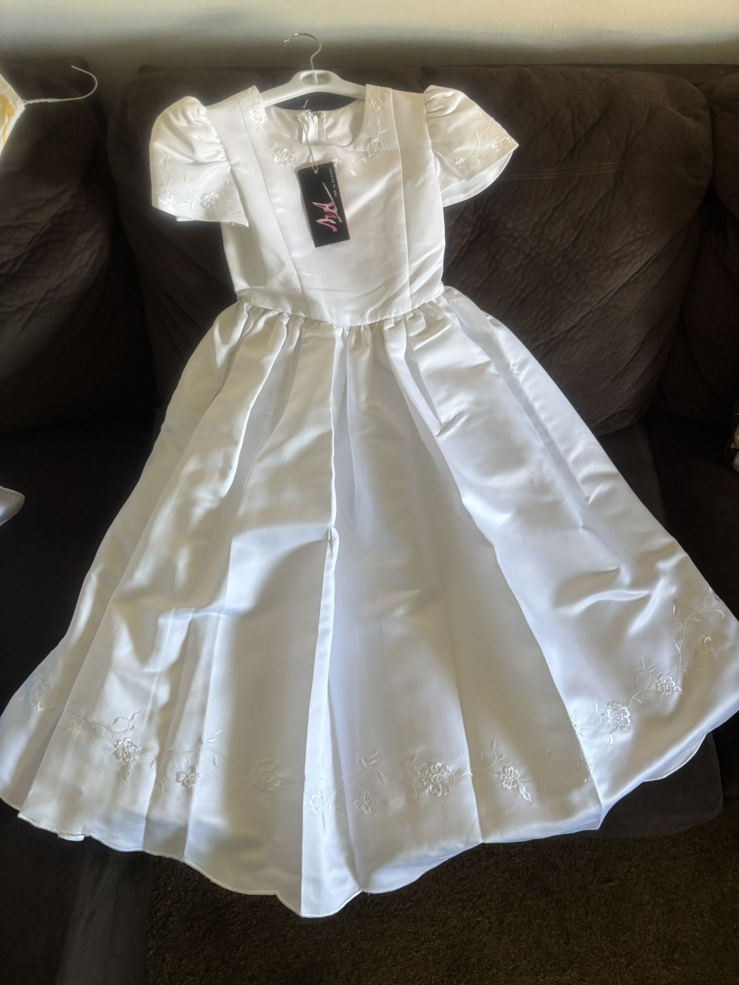 Little Girls Dress For Wedding Or First Communion 