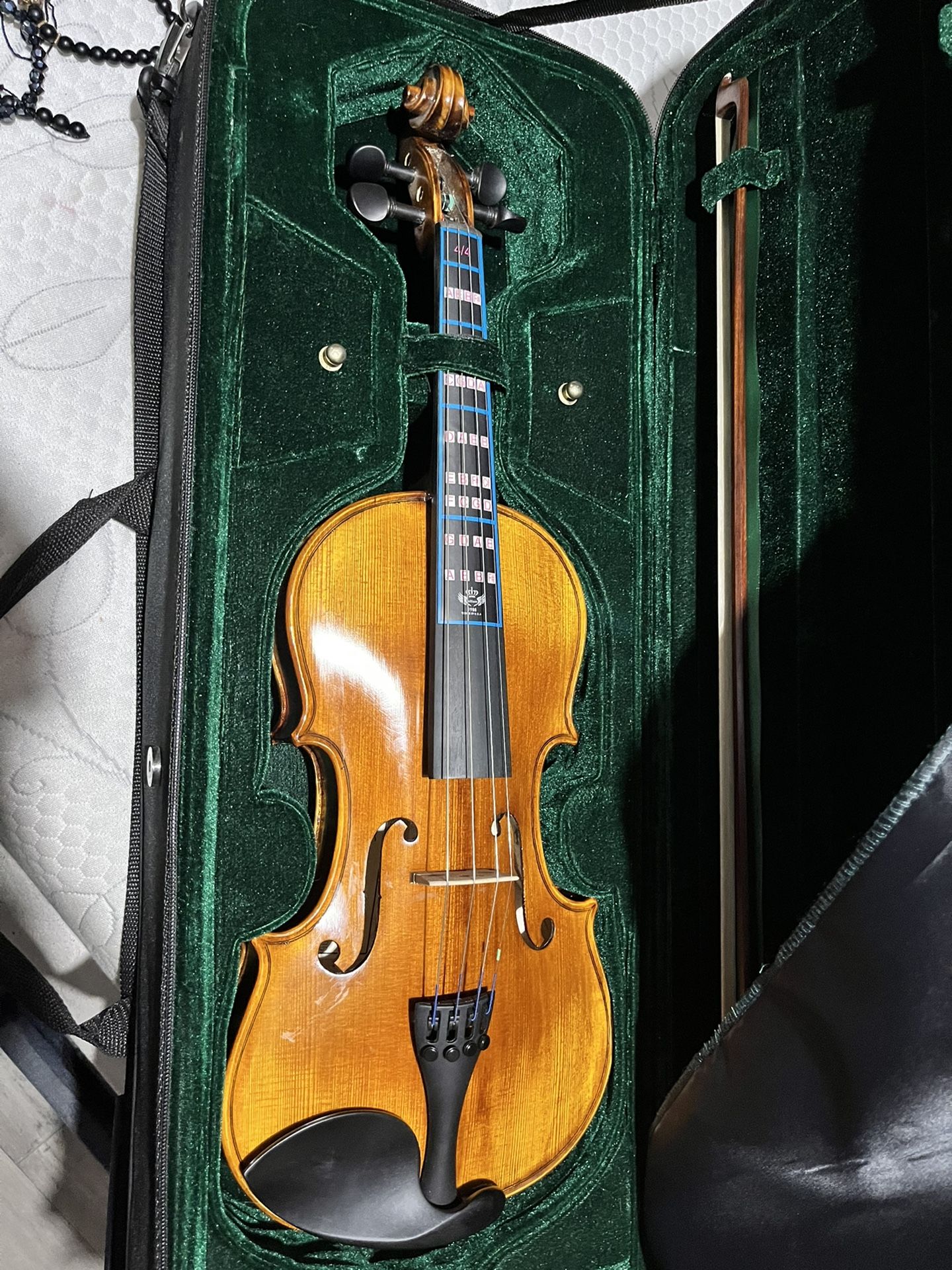 Cremona Sv-500 Premier Artist Violin Outfit 4/4