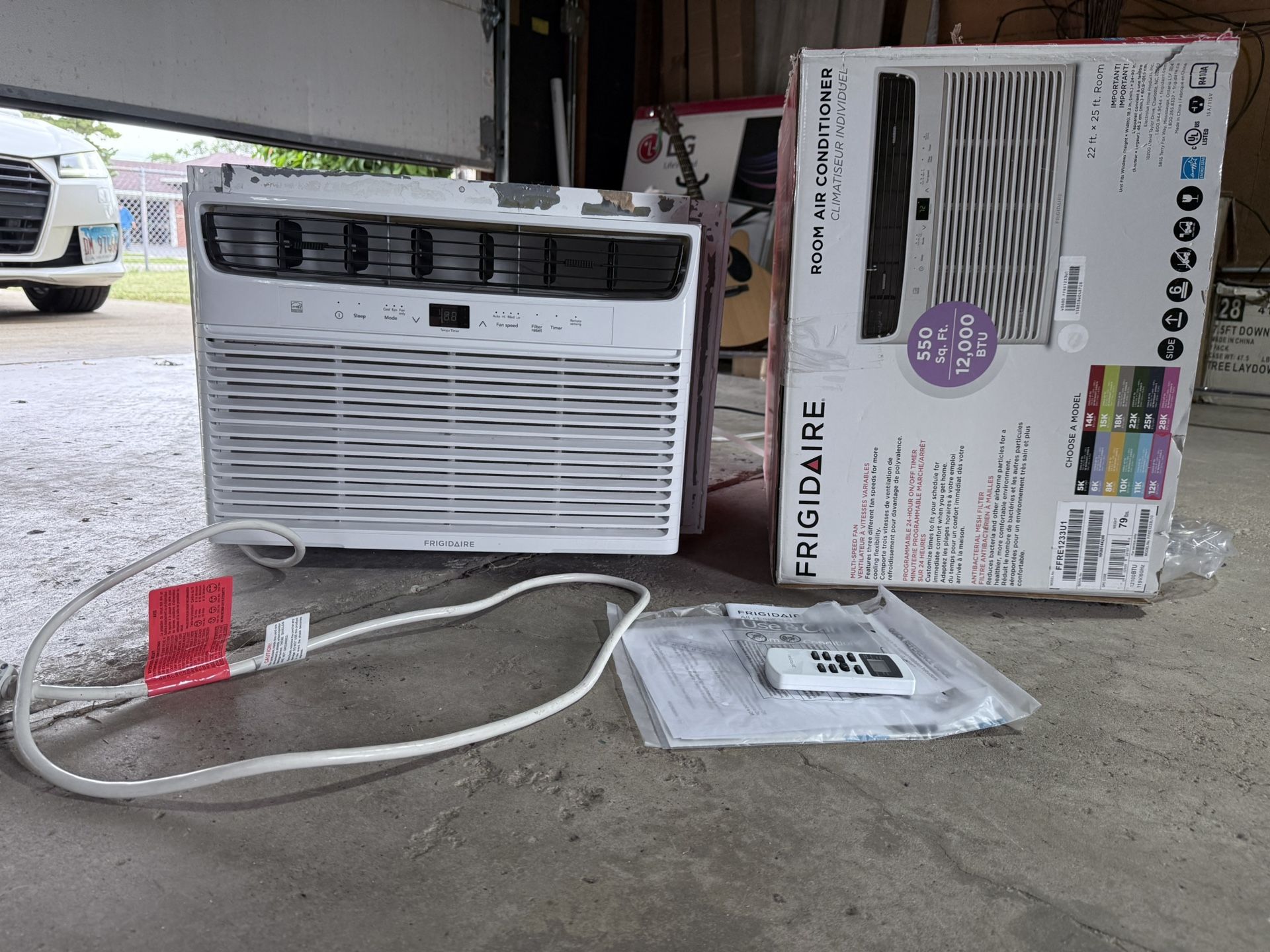 12,000 BTU 115V Window Air Conditioner Cools 550 Sq. Ft. with Remote Control in White