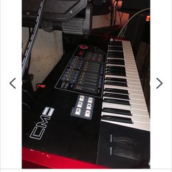 CME UF5 Keyboard with case. Must go this week
