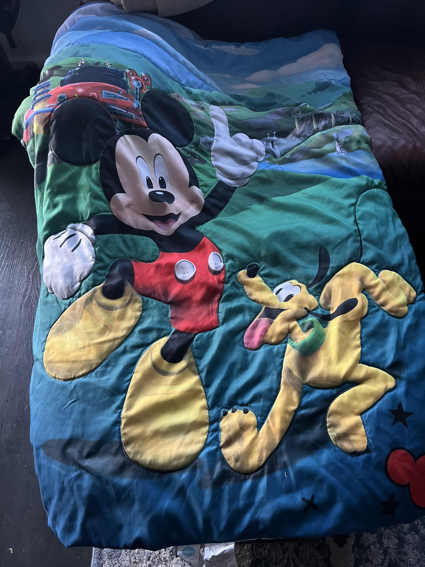 Mickey Mouse toddler bedding set