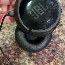 Wireless Bluetooth Headphone With Charger Cable 