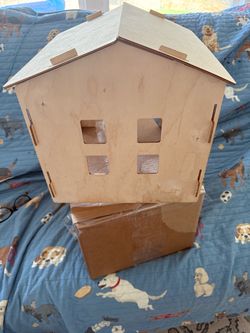 Wooden Rabbit Hideout, Wo...