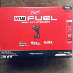 New Milwaukee M18 FUEL 3/8 in Brushless Mid Torque Impact Wrench Kit (2) Batteries (1) Charger & Tool Bag. $250
