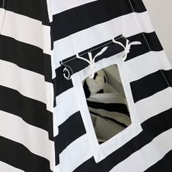 (4) Kids Sleepover Teepee’s W Mattresses 