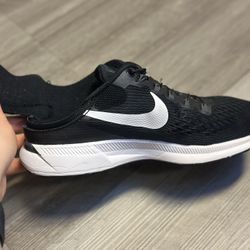 Nike zoom sneakers-slippers US 7/7.5 Limited