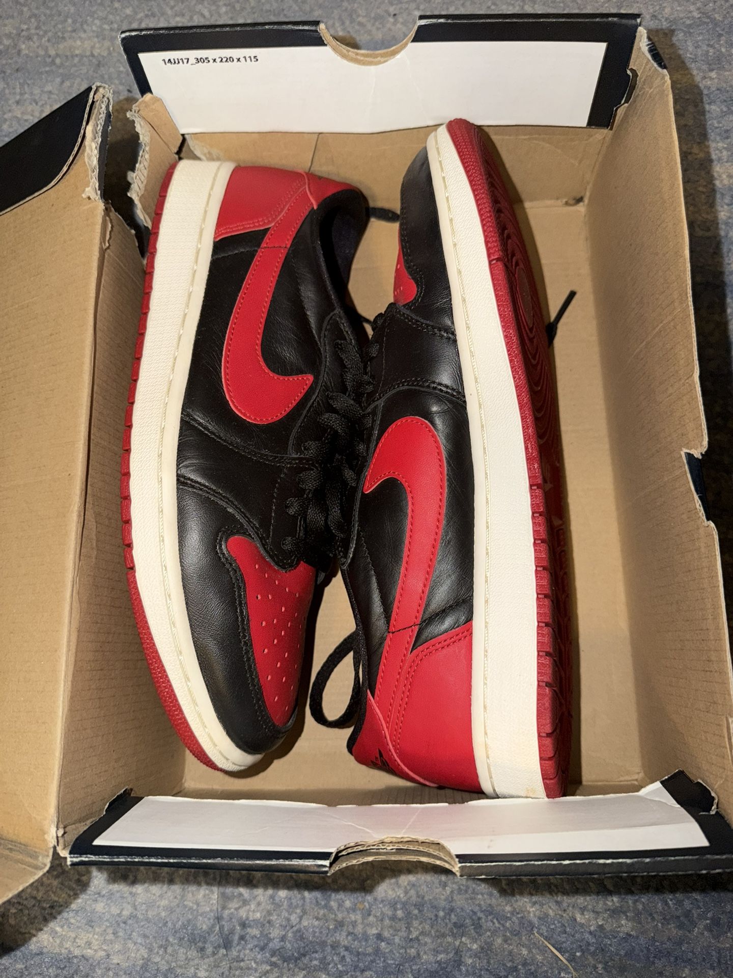 Nike Jordan 1 Low bred 9.5