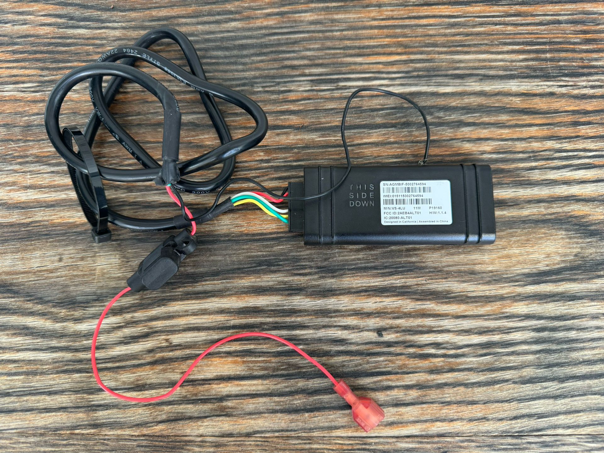 MYCAR VS-4LU-1 Use Your Smartphone To Remote Start, Lock/Unlck & Locate Your Car