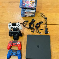 PS4 Slim, 4 Controllers, Games