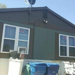 Two mobile homes for sale 1 double & 1 single