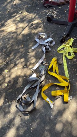 Trailer straps