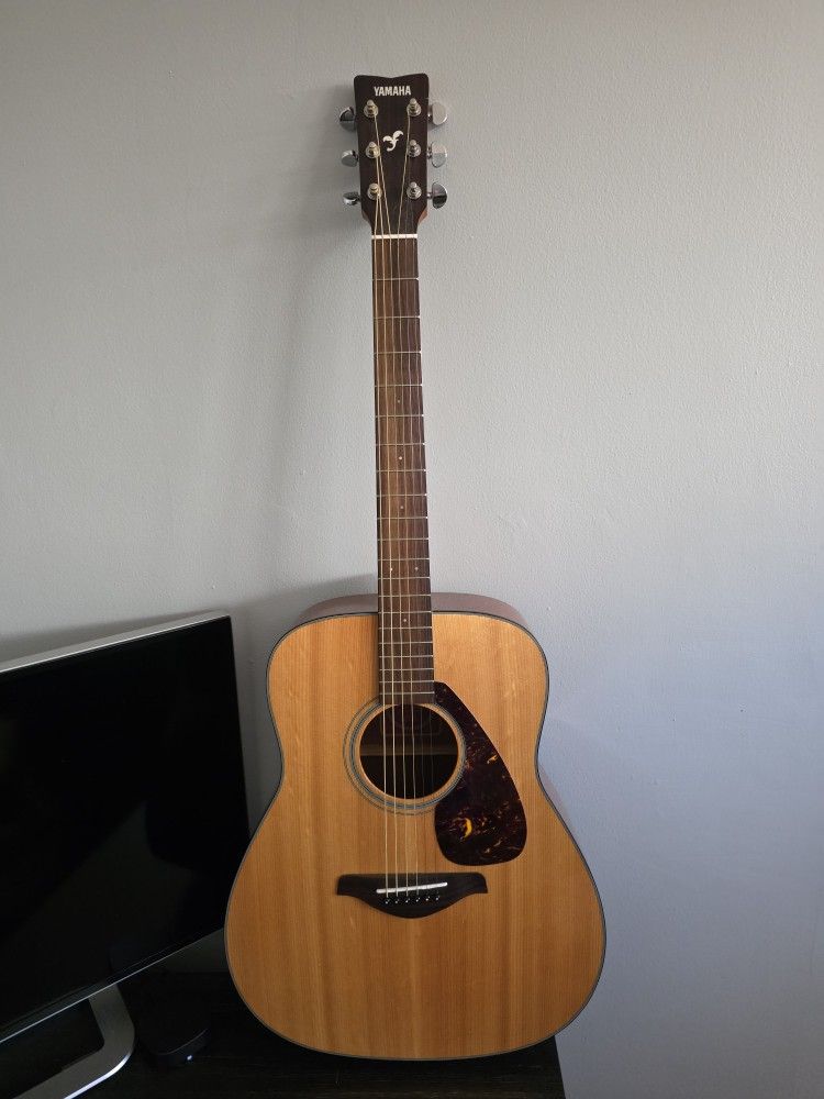 Yamaha Guitar