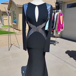 Black And Silver Evening Dress 