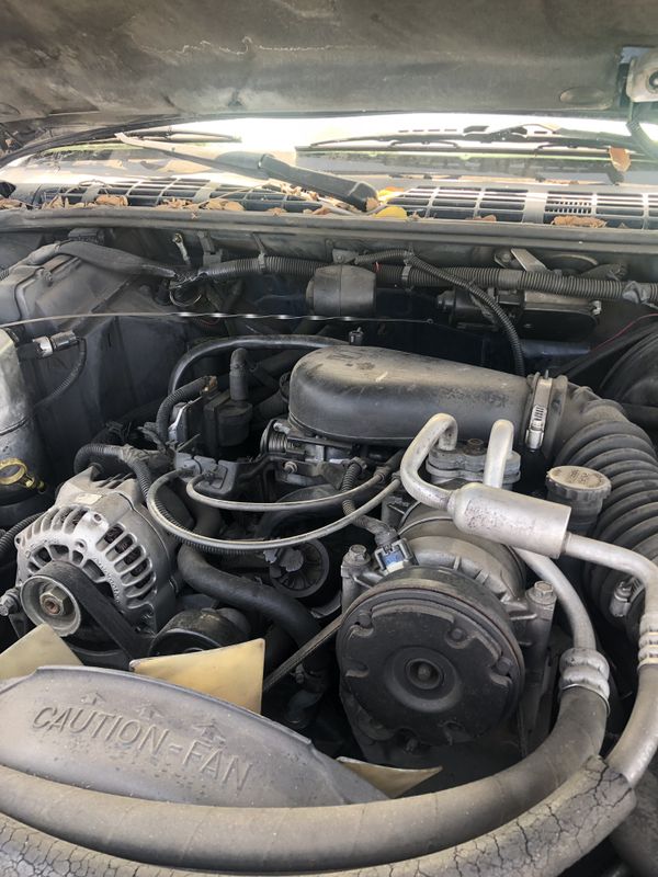 Chevy Chevrolet 4.3 v6 vortex motor low miles complete for Sale in ...