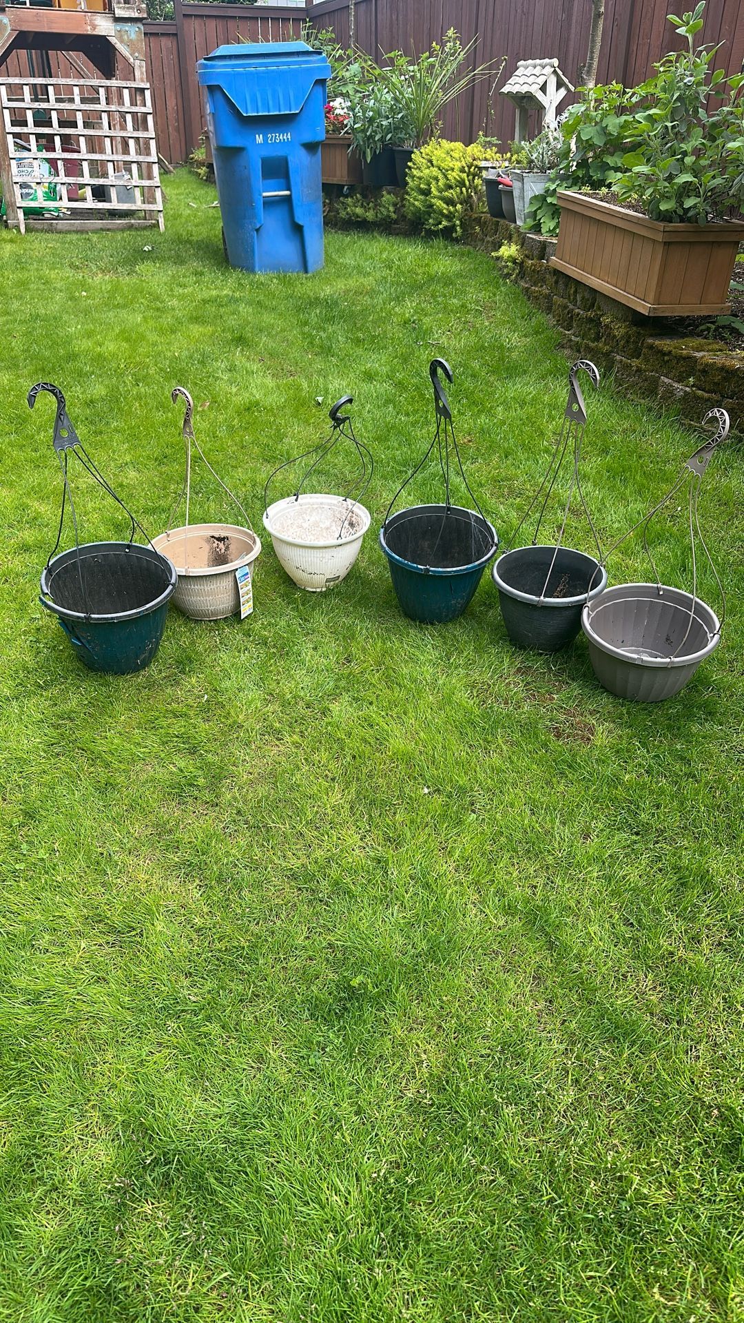 Flower pots