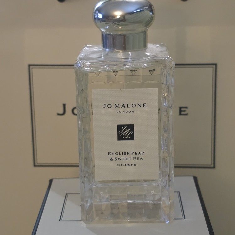 Jo Malone English Pear & Sweetpea! New W/ Jo Malone Gift Box!