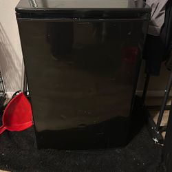 Whirlpool Refrigerator for sale 