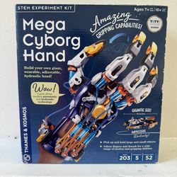 Mega Cyborg Mechanical Claw