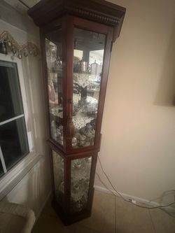 Curio like new