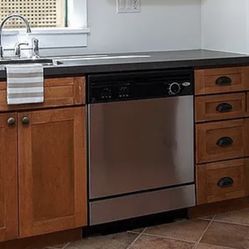 Whirlpool Dishwasher 