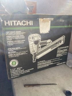 Hitachi Strip Nailer 