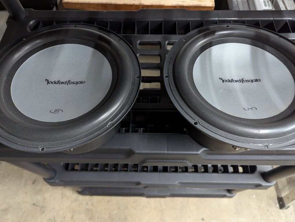 Rockford Fosgate P1 10" Subs