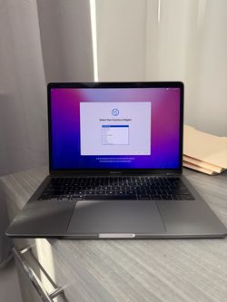 Apple MacBook Pro 13” 2016 – 256GB SSD / 8GB RAM – Space Gray