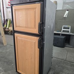 Rv Fridge  Rm3662 