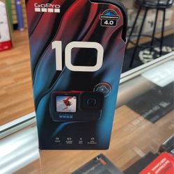 GoPro Hero 10 Bundle 