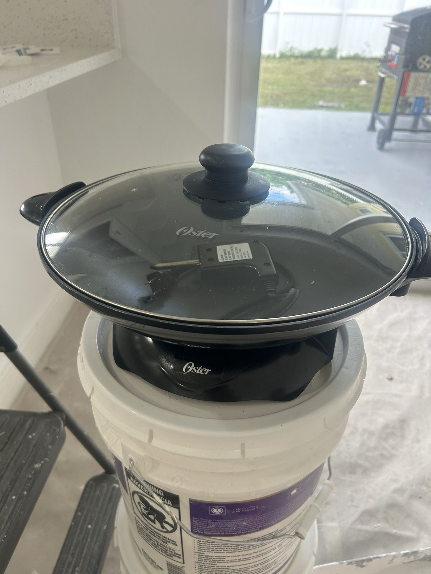 Oster Electric Skillet with Glass Lid – Works Perfectly!