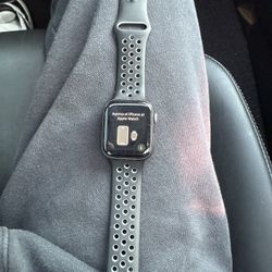 Apple watch Series 4 