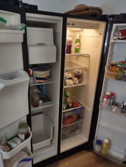 Fridgidaire side by side