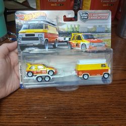 Hot Wheels Premium Car Culture Team Transport #47 MG Metro 6R4, HW Rally Hauler