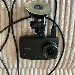 Aukey dash cam