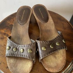 Banana Republic wooden heeled clogs. Size 7