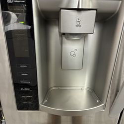 LG pre-on French Door Refrigerator With Warranty Only $599