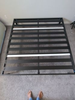 King metal bedframe