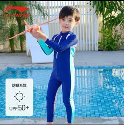 Kids swim suit Size7-8(130cm)