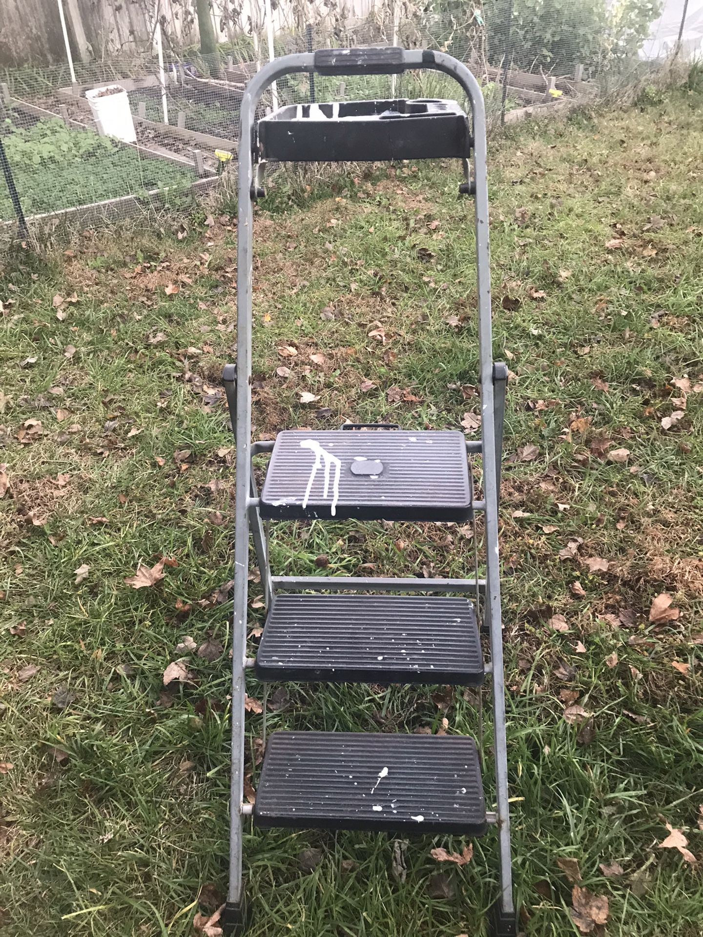 Short Step Ladder