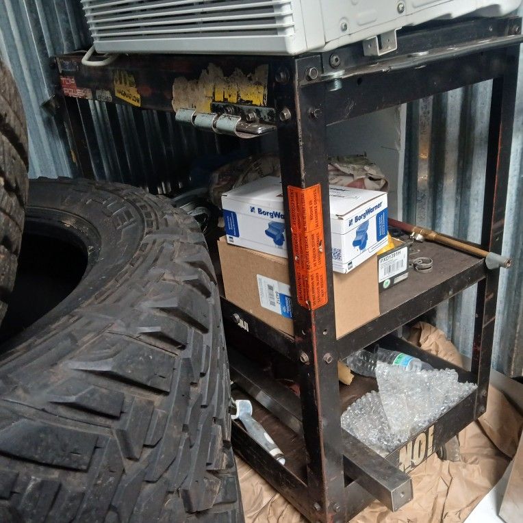 Cornwell Tool Service Car