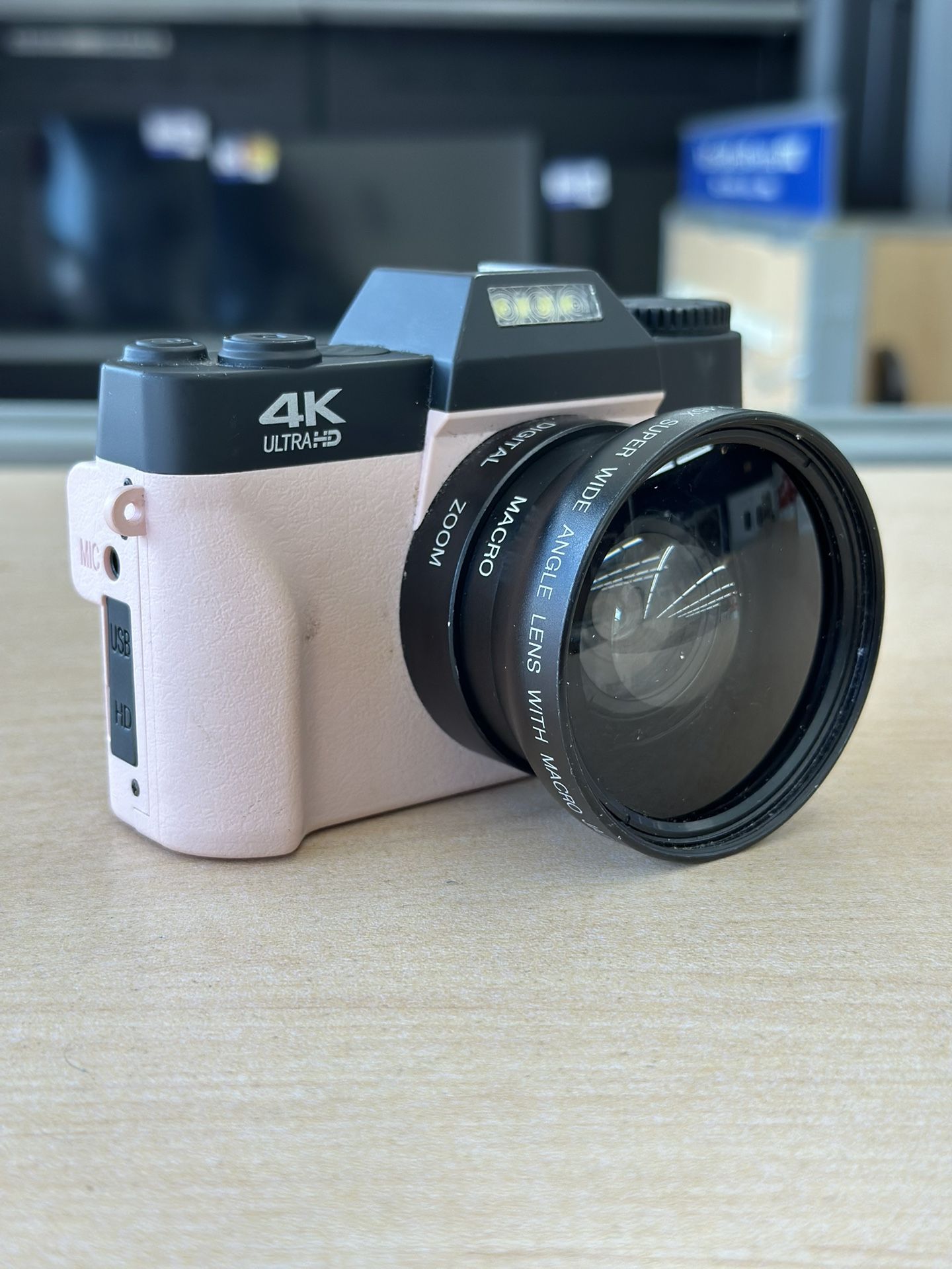Digital Camera