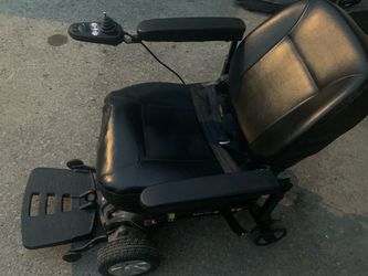 Jazzy Electric wheelchair scooter