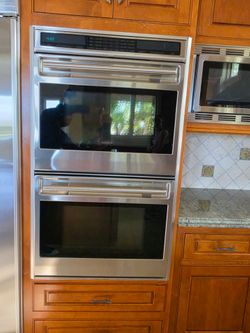 Wolf wall mounted double oven