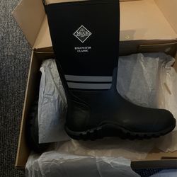 Muck Boots In