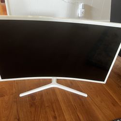 Samsung 32 In White Curved Monitor (no Cord)