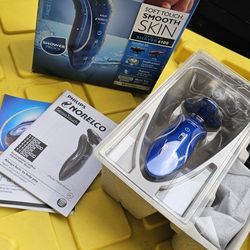 Philips Norelco 1150X/40 Soft Touch Smooth Shaver 6100 W Trimmer New Open Box 