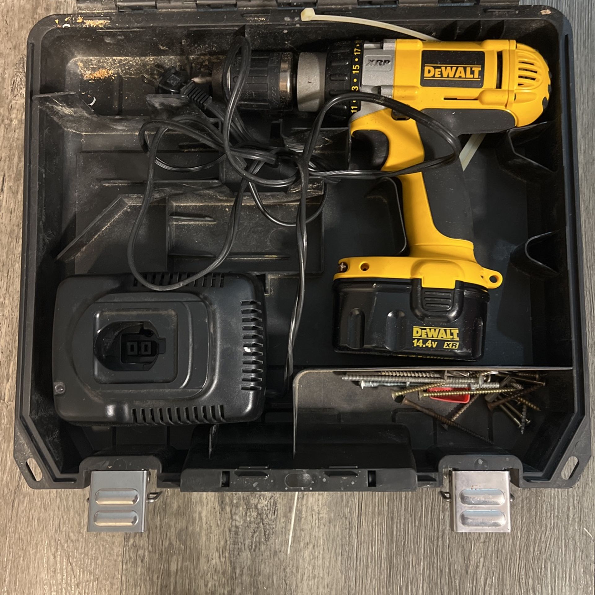 DeWalt Drill 